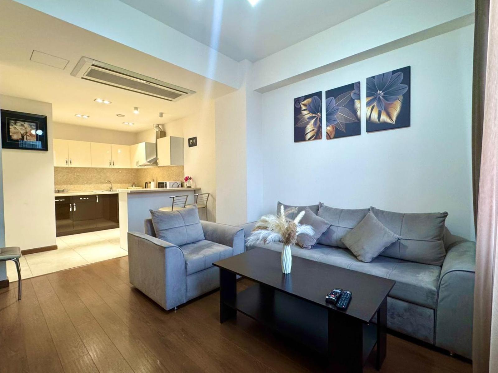Ns Apartments In Yerevan City Centre Esterno foto